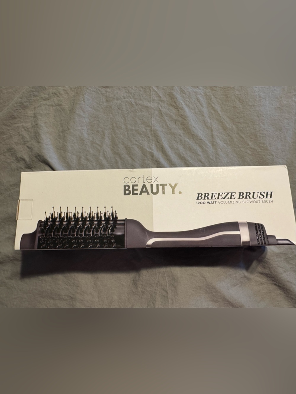 Cortex Beauty Breeze Brush, a 1200-watt volumizing blowout brush